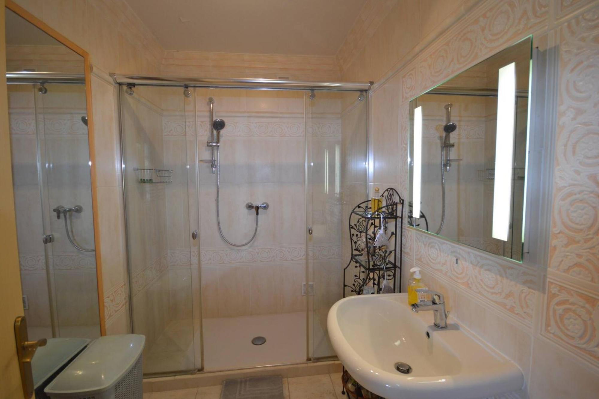 Comfortable And Fully Equiped Two Bedroom