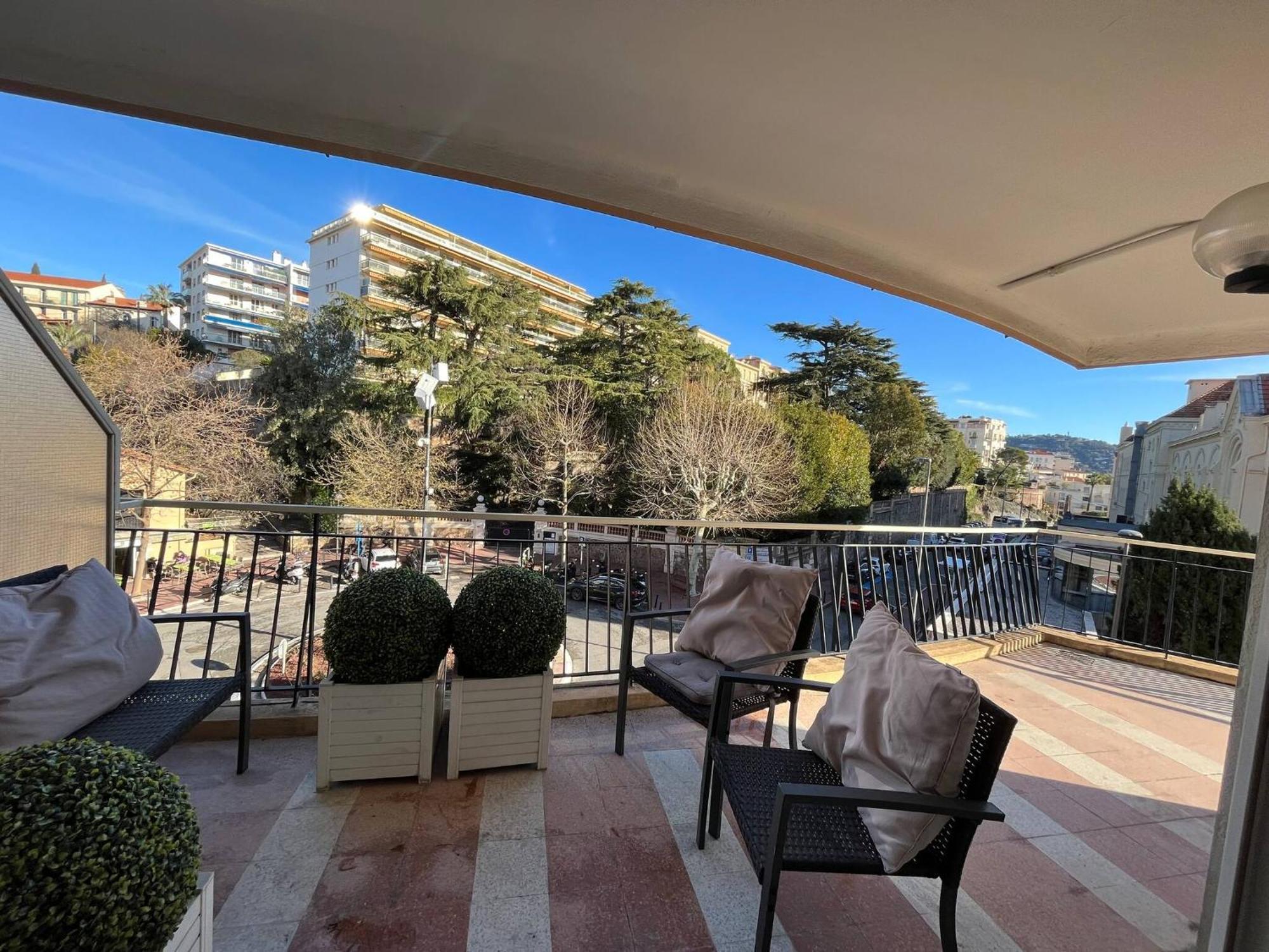 Appartement Comfortable And Fully Equiped Two Bedroom Cannes